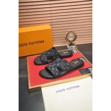 Louis Vuitton Slippers